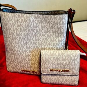 Michael Kors crossbody bag plus matching wallet